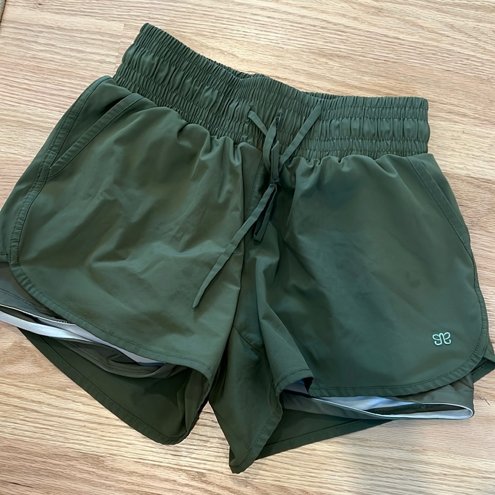 Green Albion Fit Active Shorts